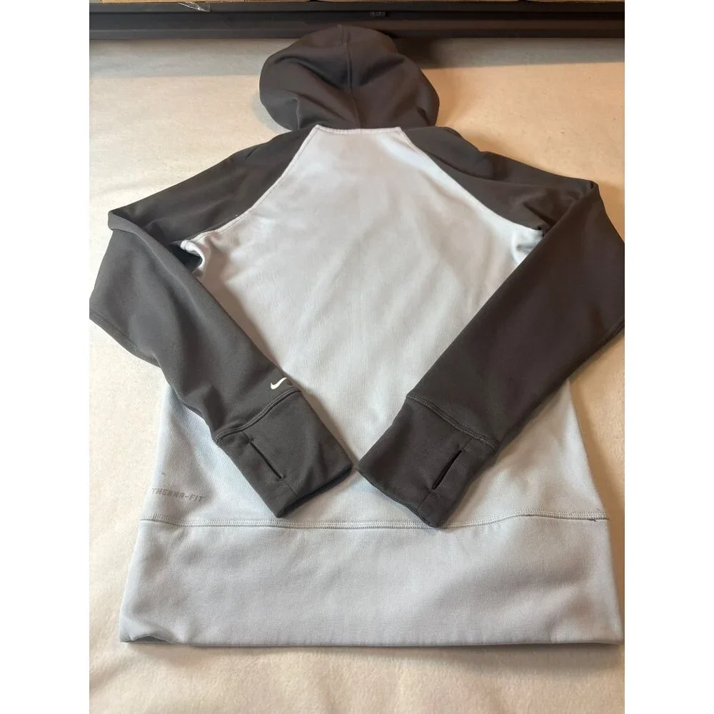 Nike men two